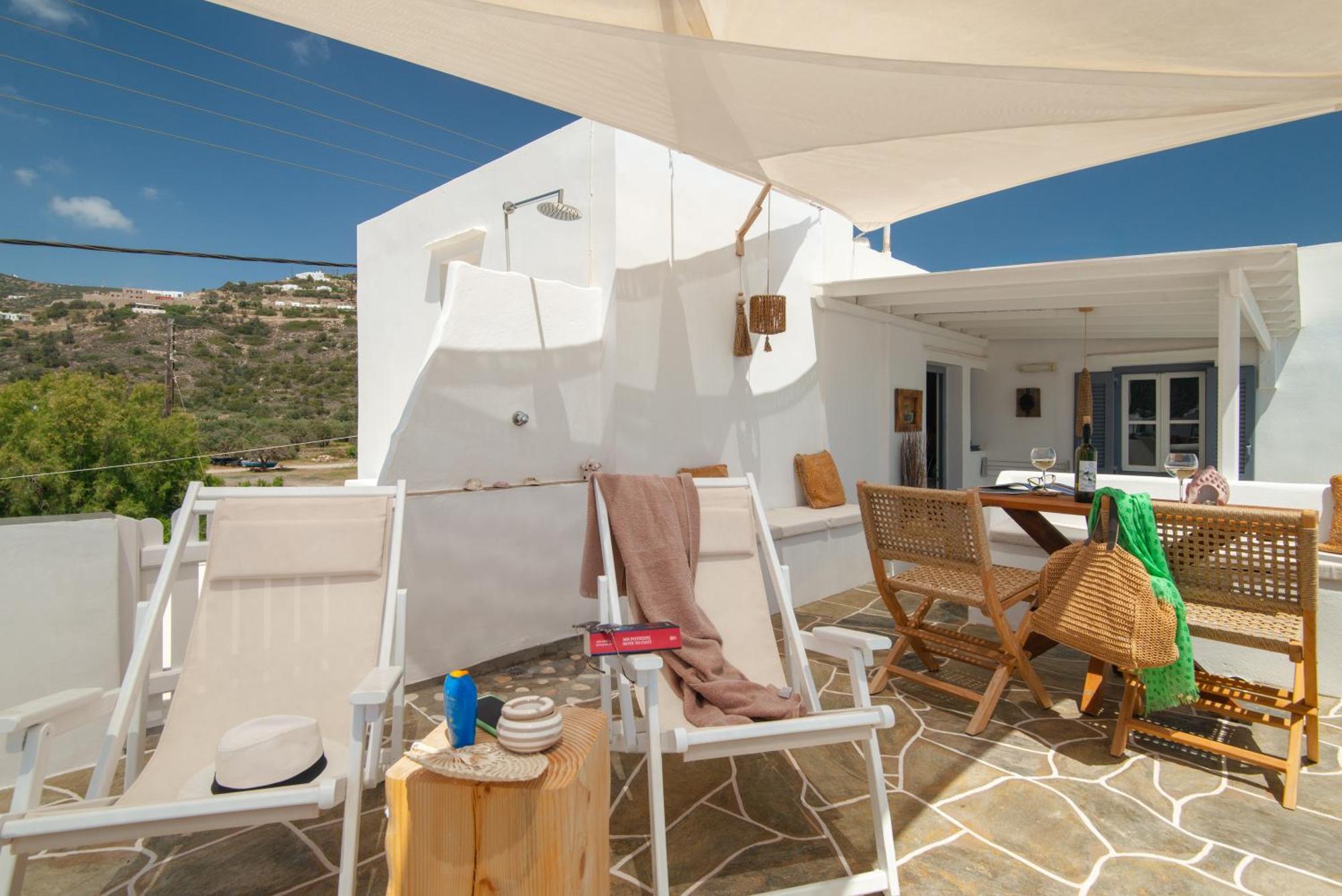 Miles Away Luxury Apartments Platis Gialos  Exterior photo