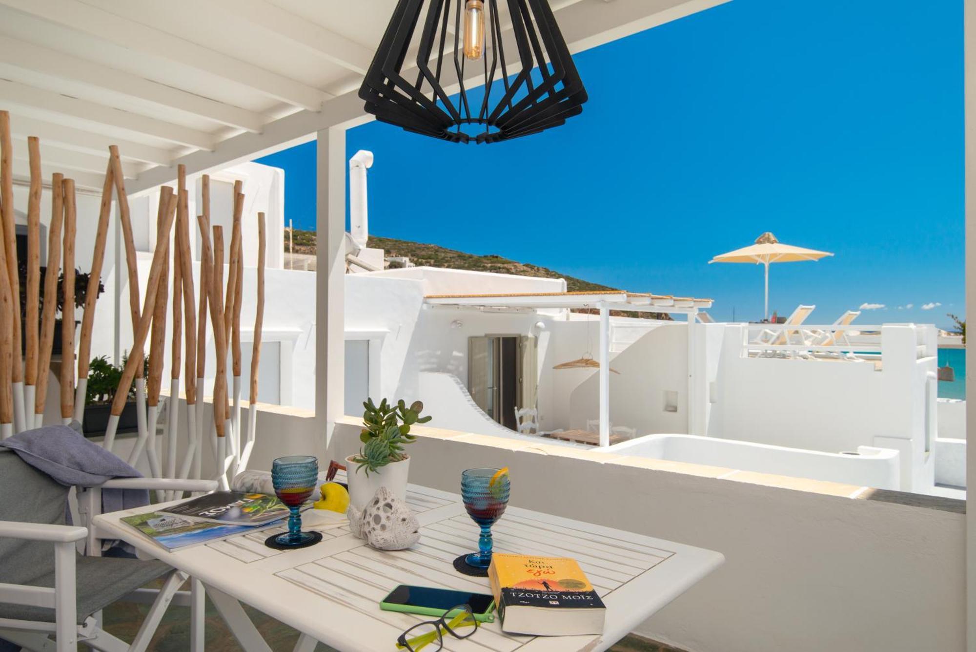 Miles Away Luxury Apartments Platis Gialos  Exterior photo