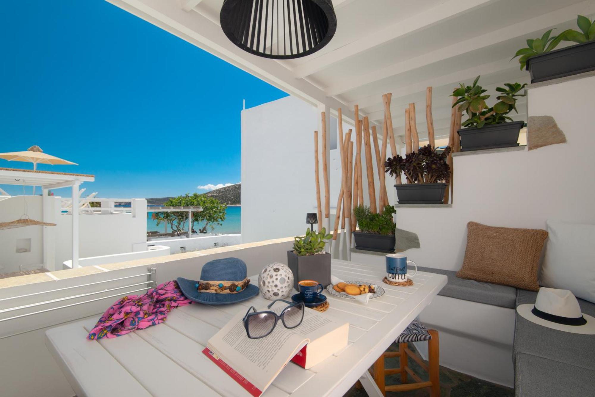 Miles Away Luxury Apartments Platis Gialos  Exterior photo